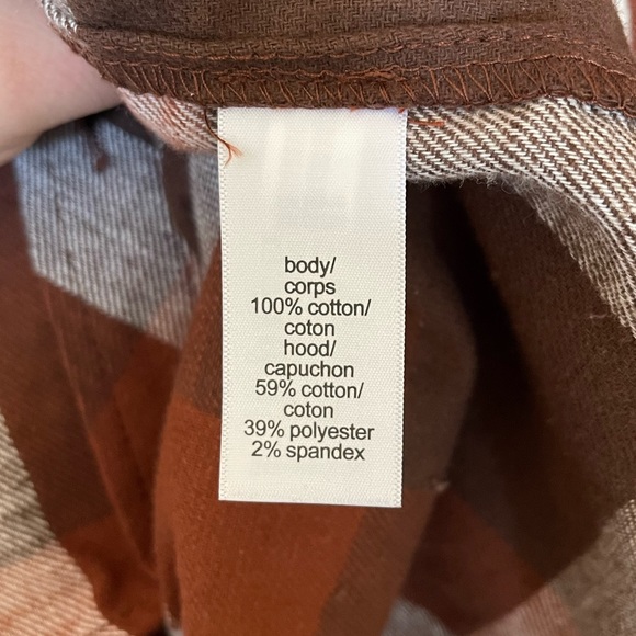 Maurices plaid Sweater - Picture 5 of 5